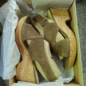Clarks Sling Back Wedge